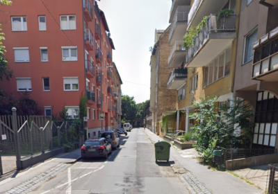 Járdafelújítási munkálatok az Auróra és Kis Fuvaros utcában